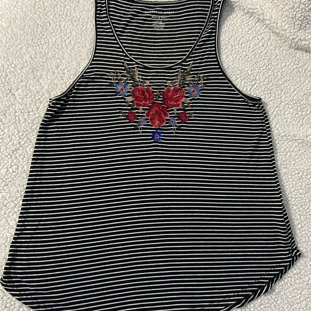 Floral, stripped American Eagle thank top